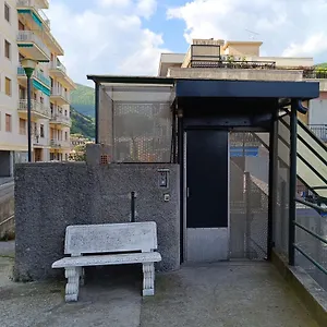 https://la-casa-di-sisi.hotelitalianriviera.com