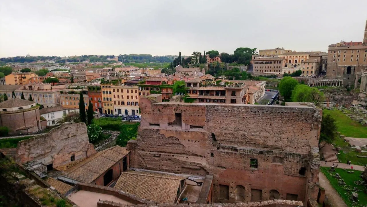 Foro Romano Apartments B